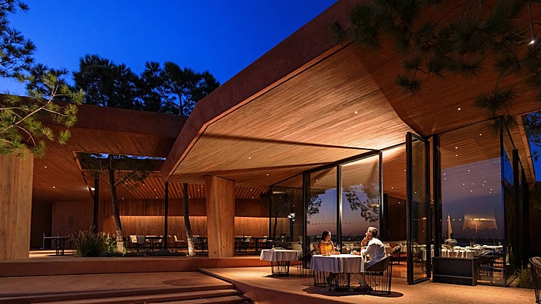 El restaurante Al Sud está en el lobby del resort Palmarés, en el Algarve