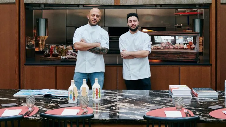 Durante estos días, Sartoria Panatieri tiene una mesa en el Mandarin Oriental Ritz de Barcelona con algunas de sus creaciones