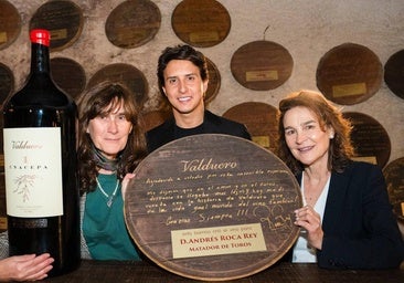 Roca Rey, nuevo miembro de honor del club 'La Tenada de Valduero'