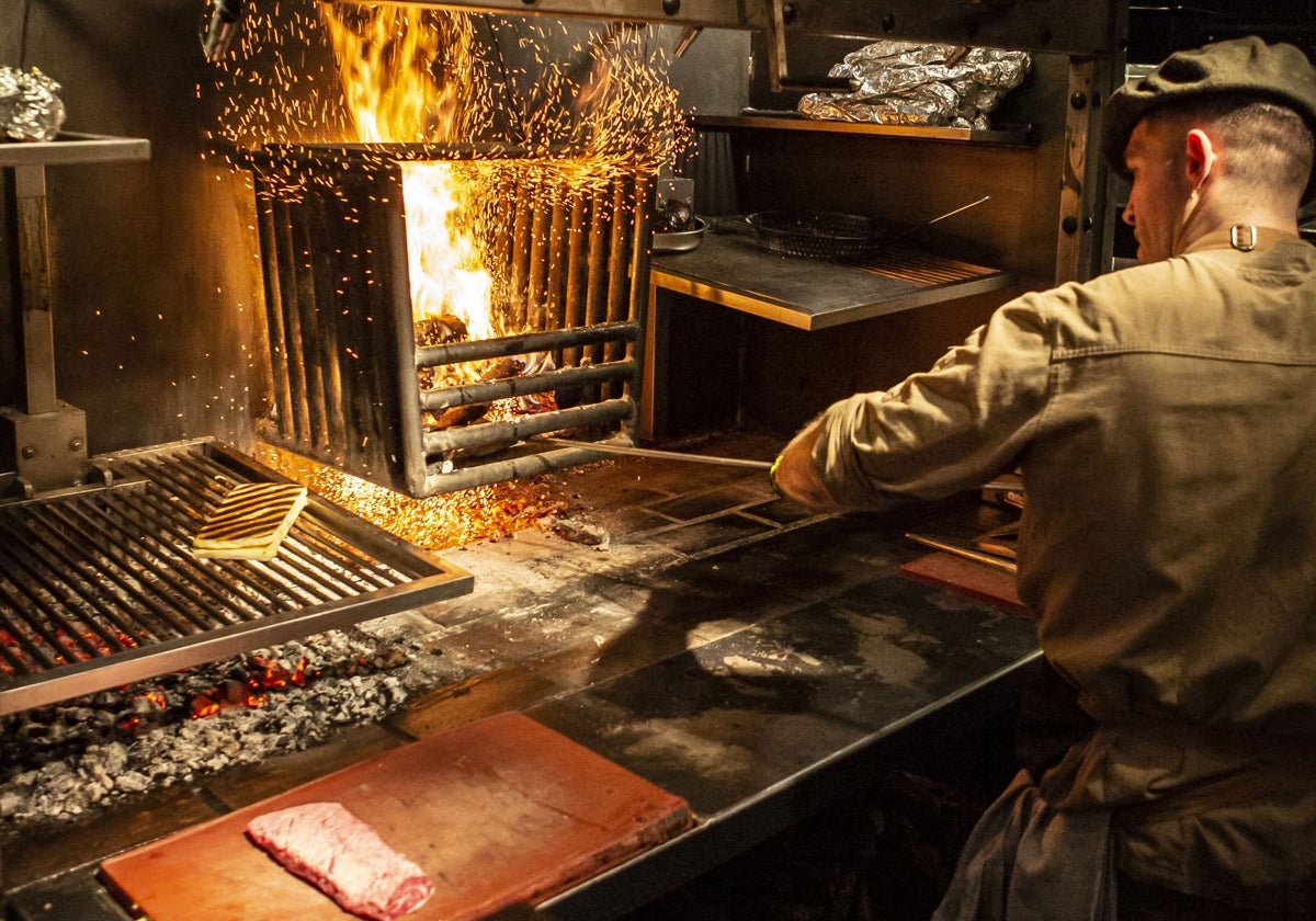 Parrilla de Los 33, el mejor asador de carne en Madrid según 101 World's Best Steak Restaurants