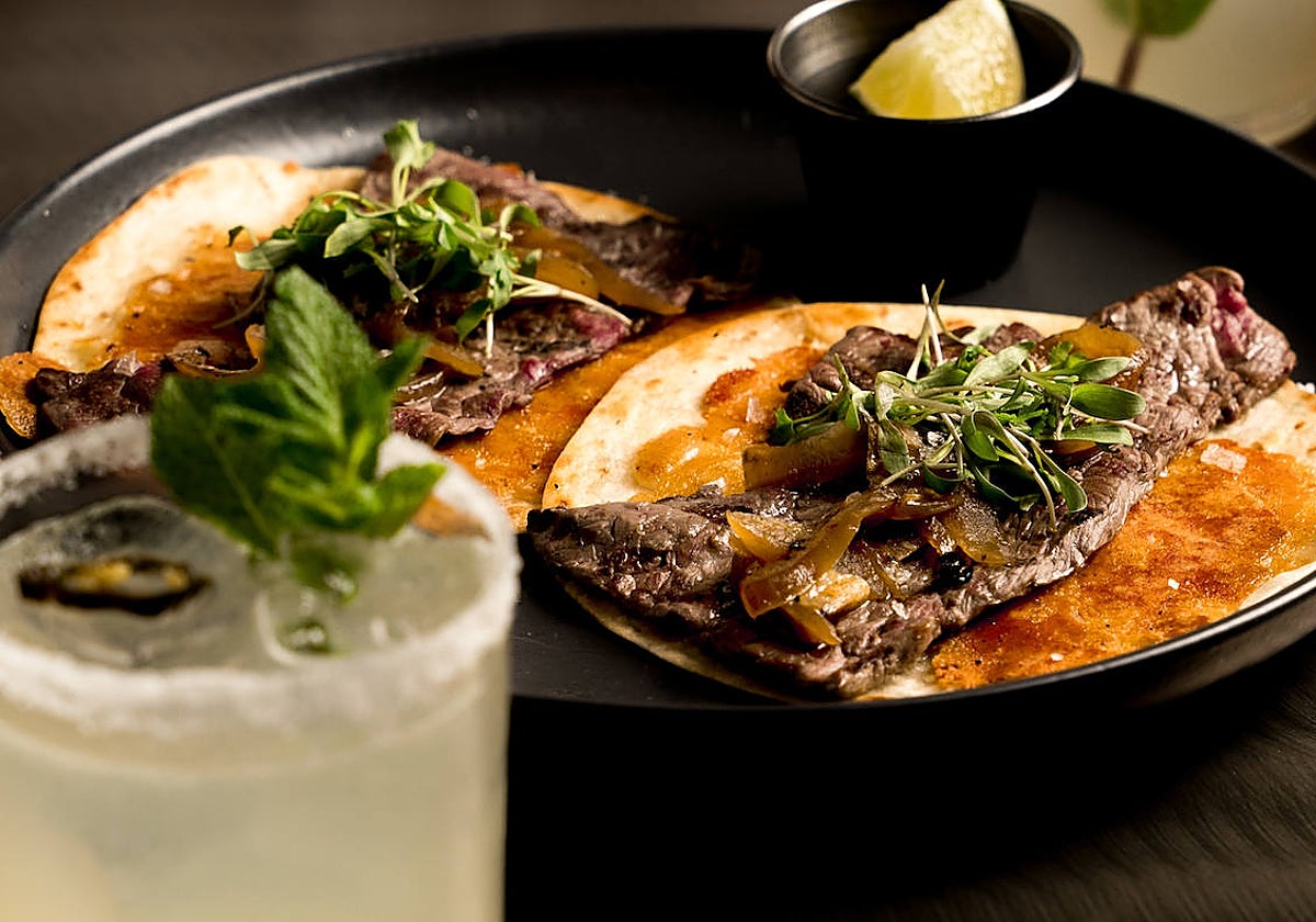 Los tacos de ternera a la brasa del restaurante mexicano Cabrón, en Madrid