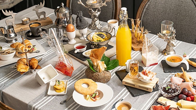 Mesa de desayuno en el hotel  El Ciervo de Viella,