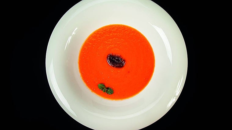 La tradicional sopa de tomate