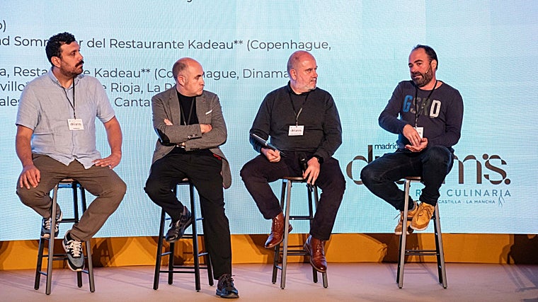 Sobre estas líneas algunos de los cocineros ponentes en el debate de Dreams, en Toledo