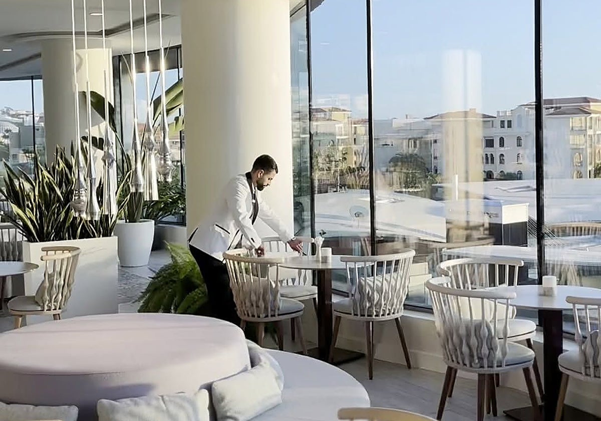 Donaire, en el en el hotel GF Victoria de Playa del Duque de Costa Adeje (Tenerife)