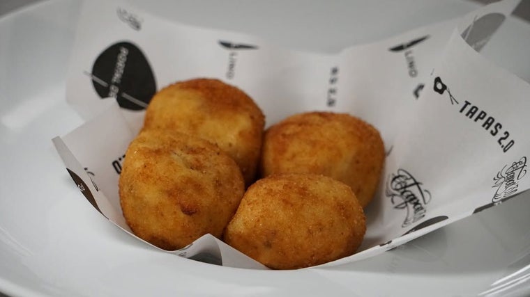 Croquetas de la abuela Manuela, en El Portal de Lino, en Salamanca