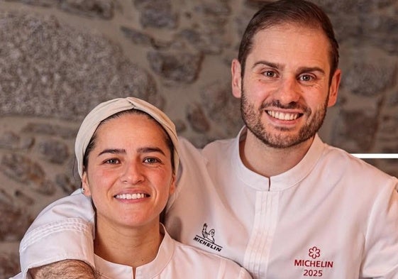 Cocinero revelación 2025: la cocina de Axel Smyth y Claudia Merchán se llevan este premio a Santiago de Compostela