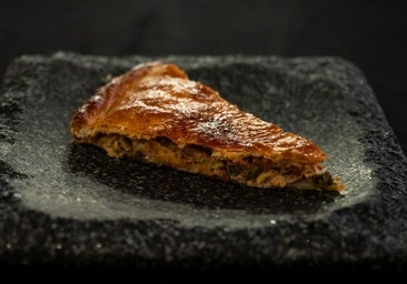 El local de Madrid que hace la mejor empanada gallega con un relleno poco común