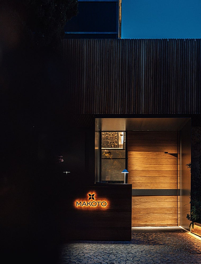 Entrada al restaurante Makoto, una de las aperturas más recientes de Madrid