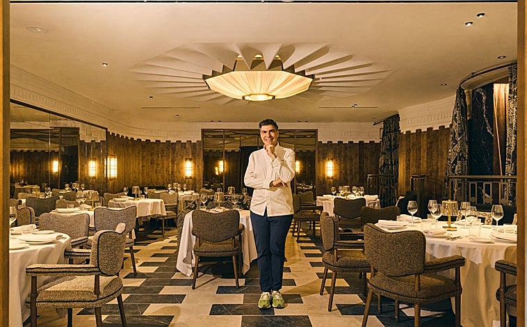 Imagen principal - Ramón Freixa en su nuevo restaurante, ubicado en Barrio de Salamanca