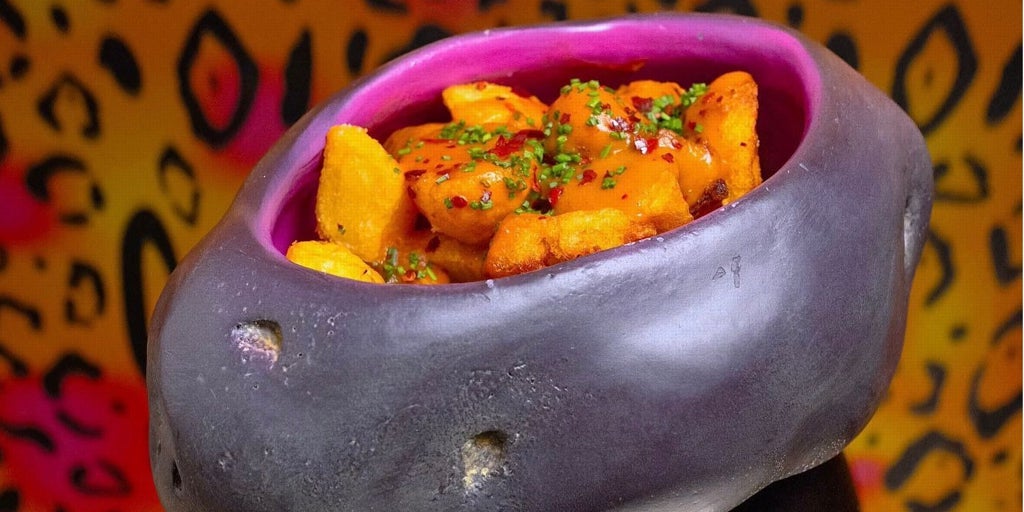Las mejores patatas bravas de España se hacen en el centro de Madrid