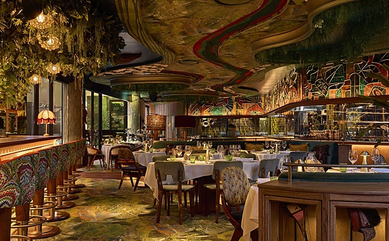 Imagen principal - Amazónico Miami y los fundadores del Grupo Paraguas.