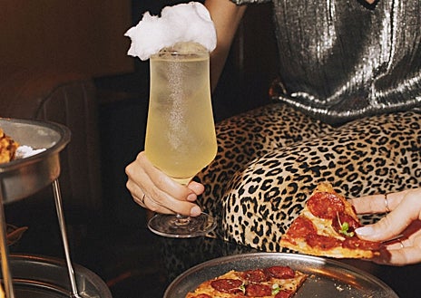 Imagen secundaria 1 - Snake Bar, en Madrid