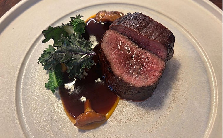 Imagen principal - Ciervo, besugo y abalon de EMI