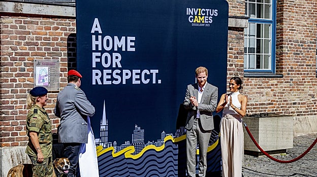 Harry y Meghan durante la inauguración de los Juegos Invictus