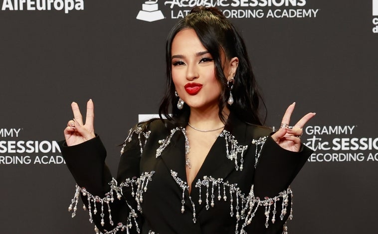 Becky G  en los Latin Grammy Acoustic Sessions:  "Me gustan los hombres mayores aunque yo sea menuda"