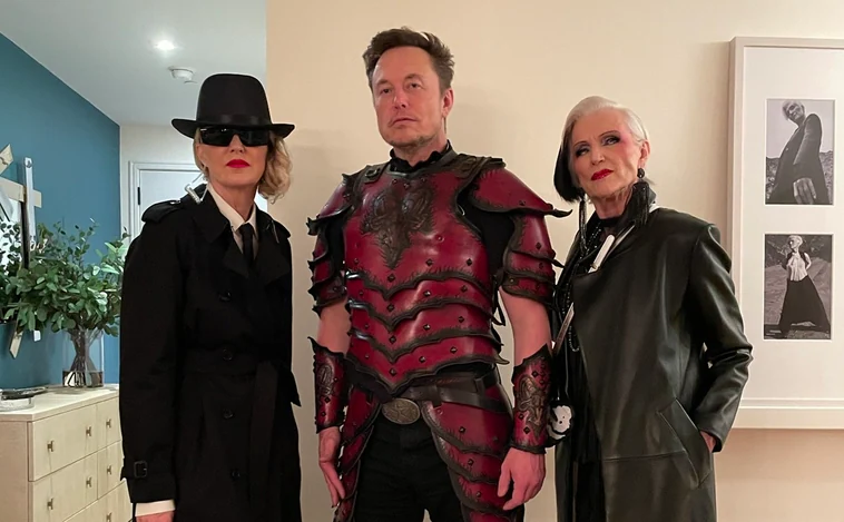 El debate sobre el extraño disfraz de Elon Musk para Halloween: ¿Drácula? ¿Iron Man? ¿Un samurái satánico?