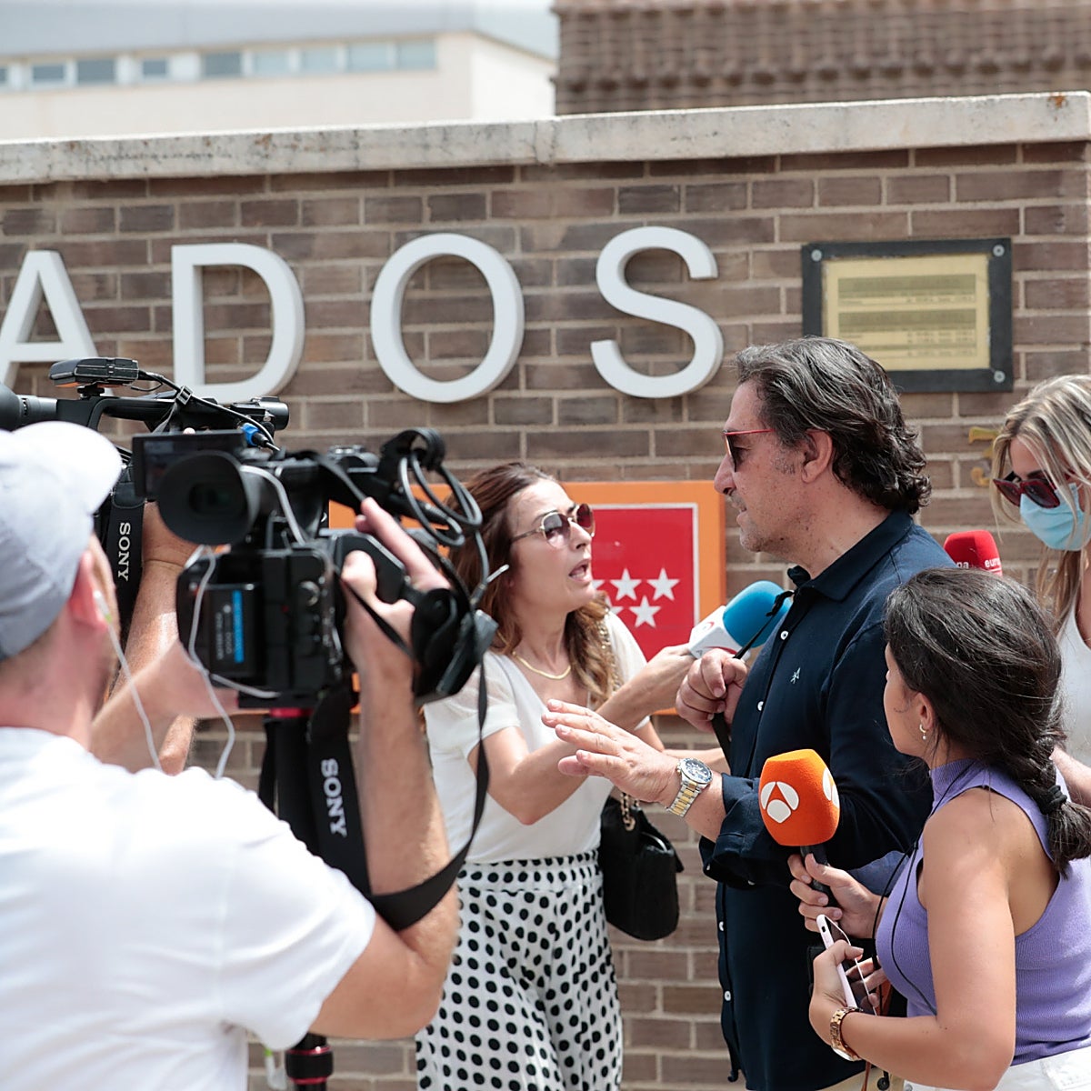 El actor Luis Lorenzo y su mujer declaran ante la jueza por la muerte de la tía Isabel