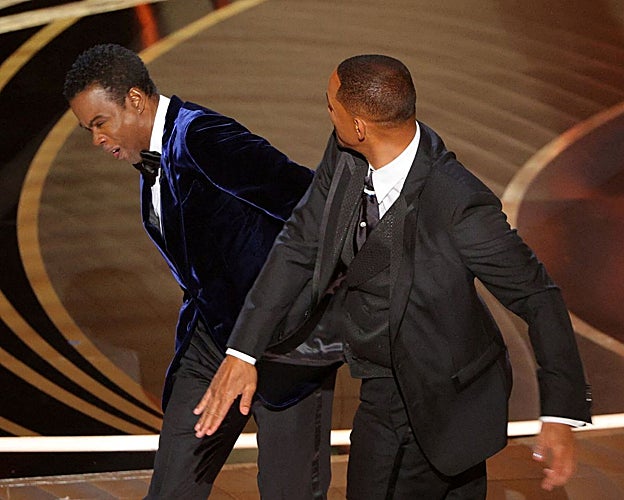 Will Smith le da un bofetón a Chris Rock
