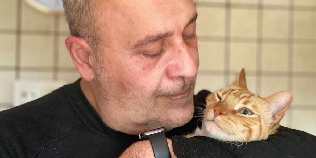 El veterinario Carlos Rodríguez: «Mis cinco gatos están castrados»