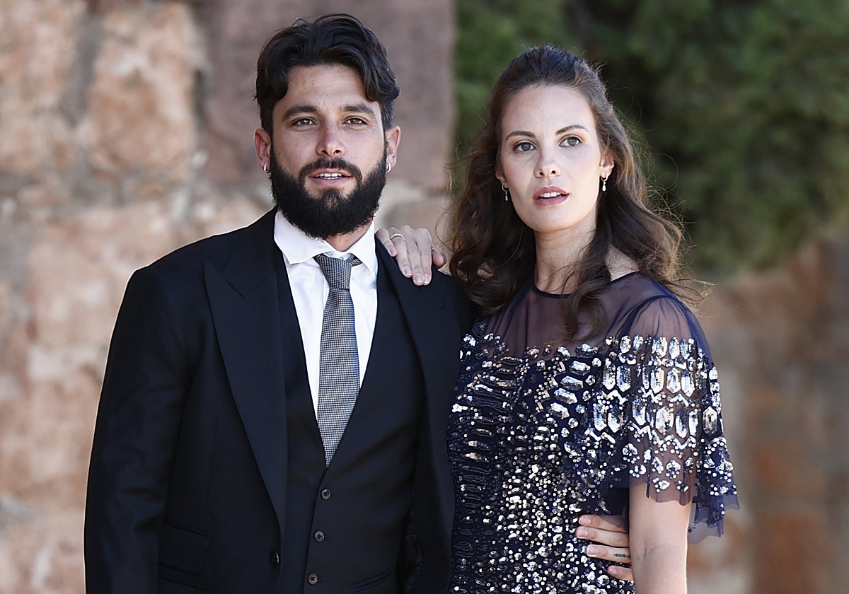 Jota Peleteiro y Jessica Bueno