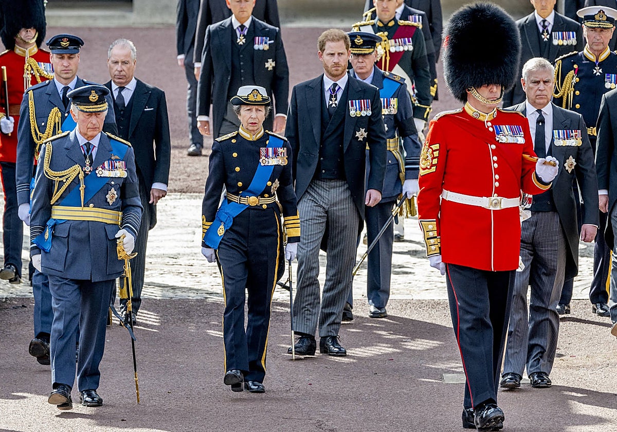 Algunos de los miembros de la Familia Real británica durante el funeral de la Reina Isabel II