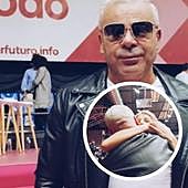 Jorge Javier Vázquez cumple su promesa y acude a la presentación de la candidatura de Yolanda Díaz