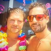 Así es José María, el hermano mayor de David: pieza fundamental en su éxito como cantante