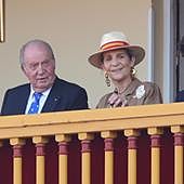 La comentada foto de la Infanta Elena en su viaje a Abu Dabi