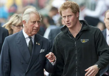 Se filtra la conversación íntima del Príncipe Harry con su padre, pocos  días antes de la coronación