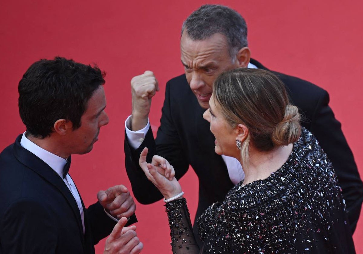 Tom Hanks y su mujer Rita Wilson en la alfombra roja del Festival de Cannes