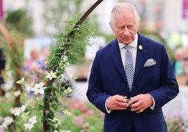 El escándalo sexual que mantiene en vilo a Reino Unido y que obliga a Carlos III a desmarcarse
