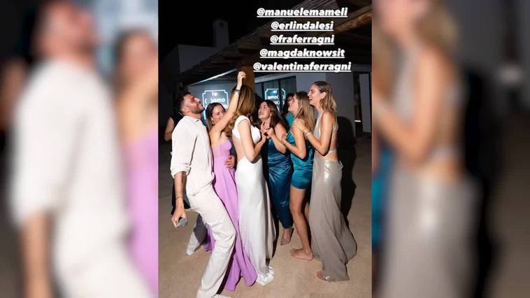 Chiara Ferragni disfruta de la despedida de soltera de su hermana en Mykonos (Grecia)