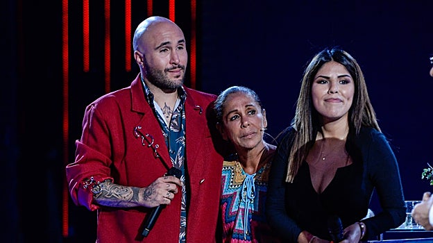 Isabel Pantoja con sus dos hijos tras su salida de 'Supervivientes'