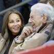 Mario Vargas Llosa pedía a Isabel Preysler que le arropase cada noche y que le diese un beso con la luz apagada