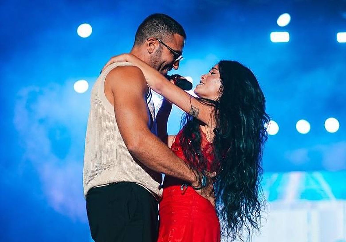 Miguel Ángel Silvestre y Lali Espósito sobre el escenario del Arenal Sound