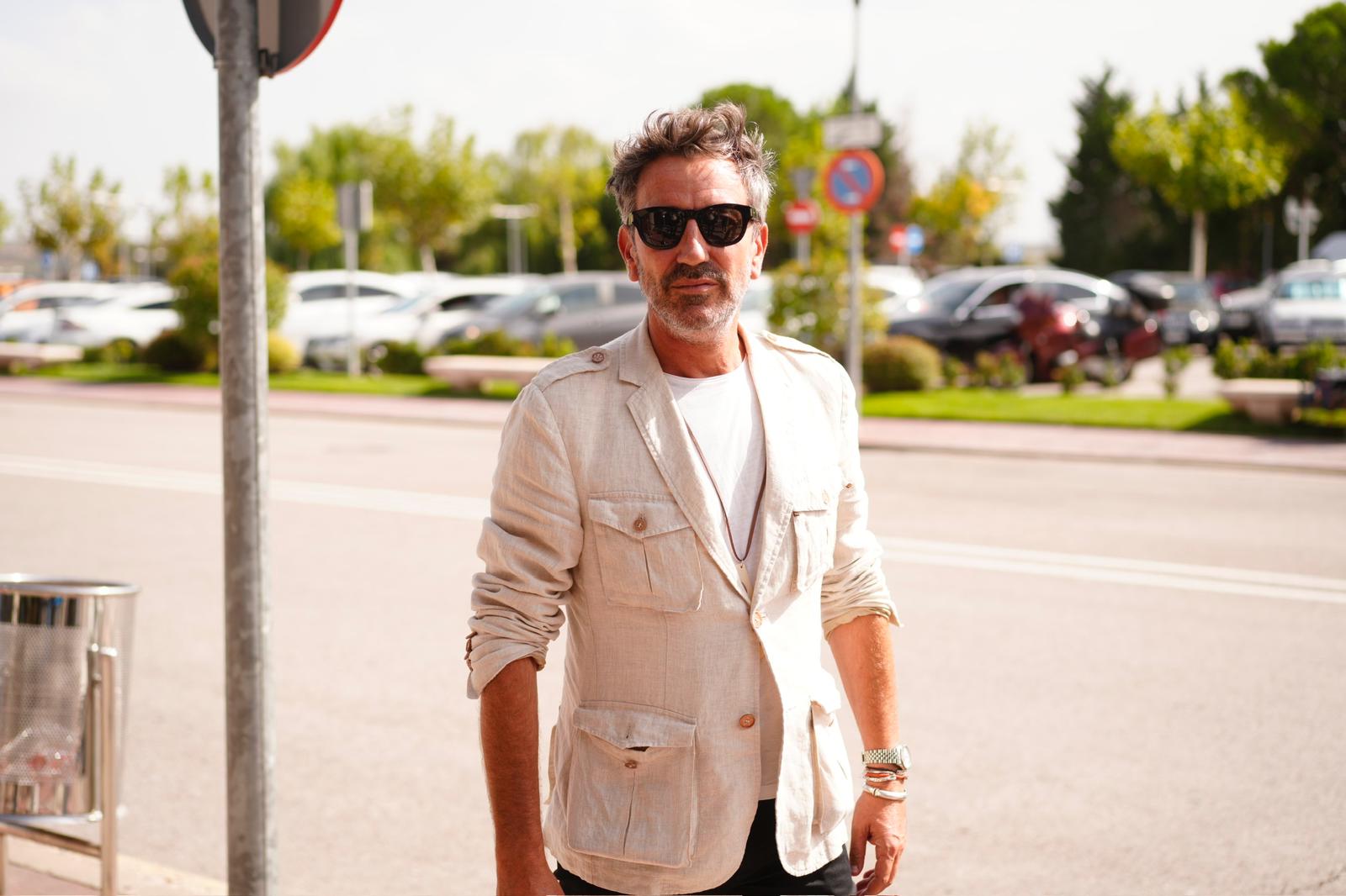 David Valdepeñas acudía al tanatorio para acompañar a sus amigas Terelu y Carmen