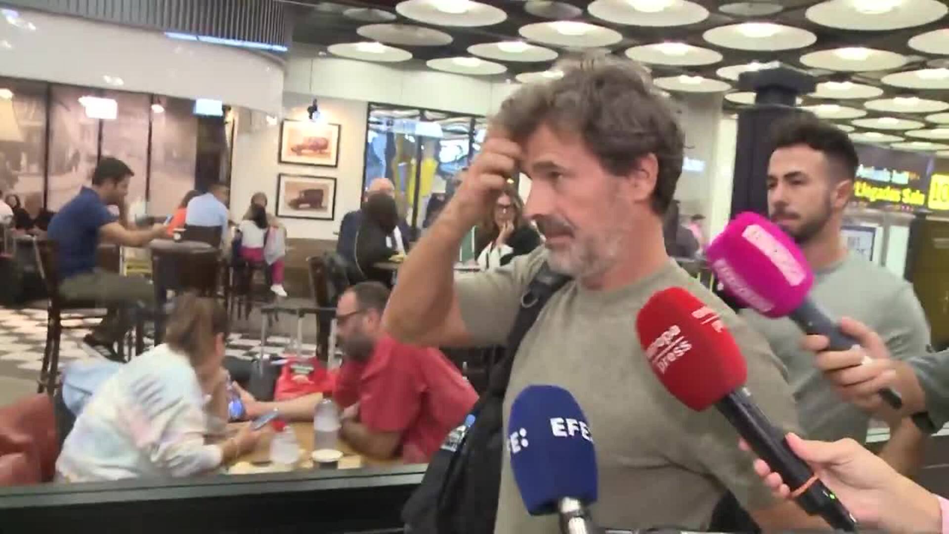 Rodolfo Sancho llega a España completamente sobrepasado por la situación