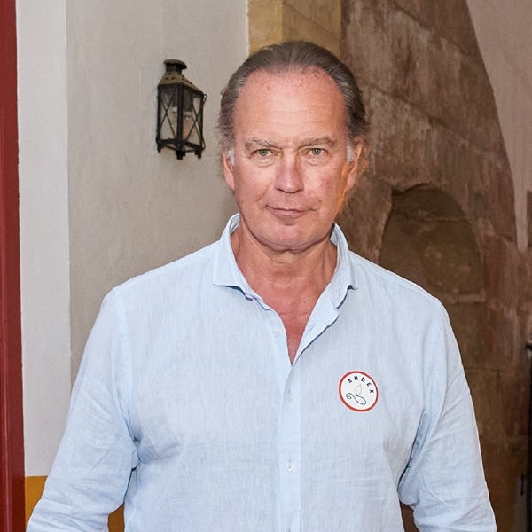 Bertín Osborne guarda silencio mientras Fabiola Martínez, Gabriela Guillén y Chabeli Navarro dan la cara