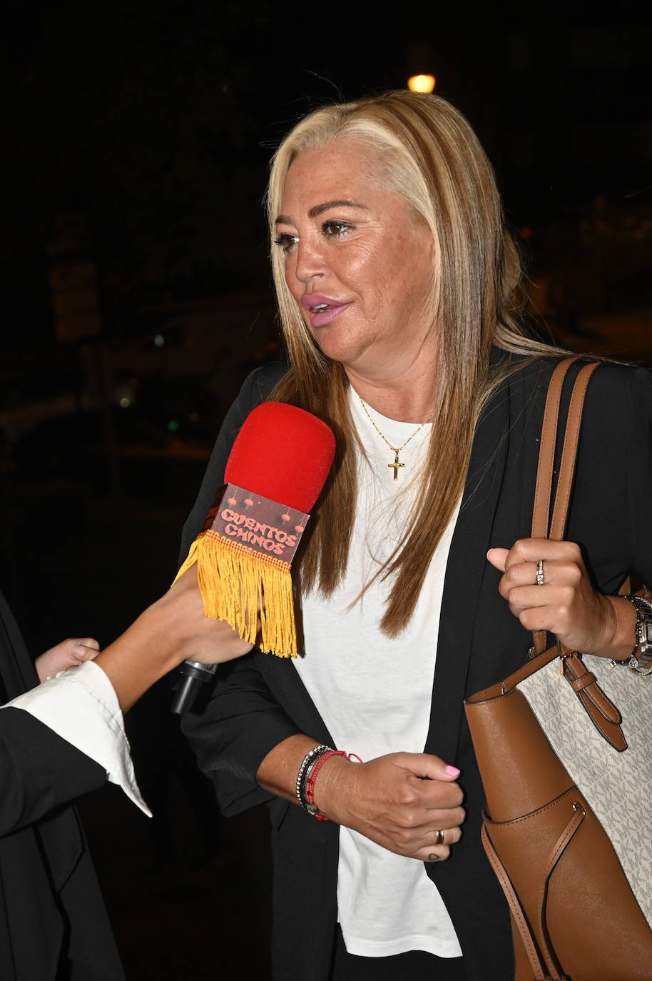 Belén Esteban en el funeral de María Teresa Campos en Madrid