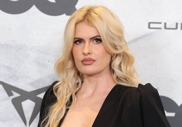 Adriana Abenia: «Mi pareja me da estabilidad cuando la vida cojea»