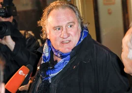 Una periodista española denuncia a Gérard Depardieu por presunta violación: «Noté su mano en mi entrepierna»