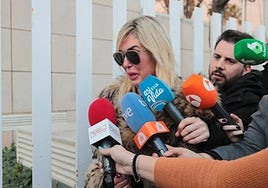 Malena Gracia,  expulsada del tanatorio de Arévalo