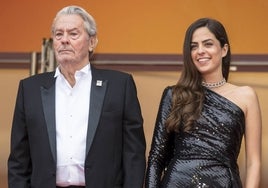 Alain Delon entra en guerra con su familia por hablar de su vida privada