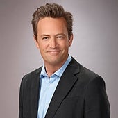 Matthew Perry, acusado de haber agredido a varias mujeres