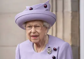 «Más enojada que nunca»: la reacción de Isabel II sobre que la hija de Harry se llamase Lilibet