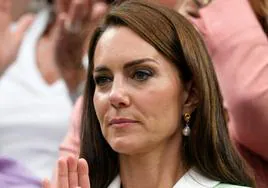 Kate Middleton reaparece saliendo de Windsor en coche con el Príncipe Guillermo tras la polémica de las fotos editadas