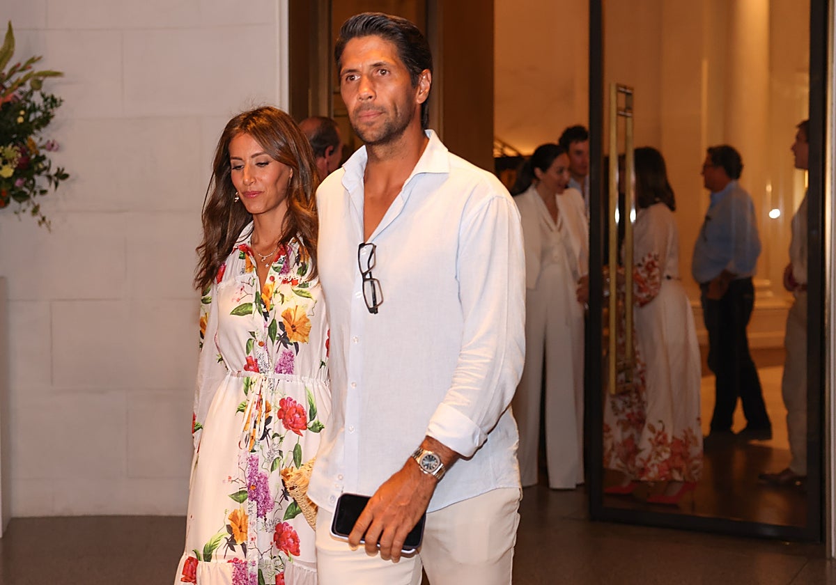 Ana Boyer publica la primera fotografía de Martín, su tercer hijo