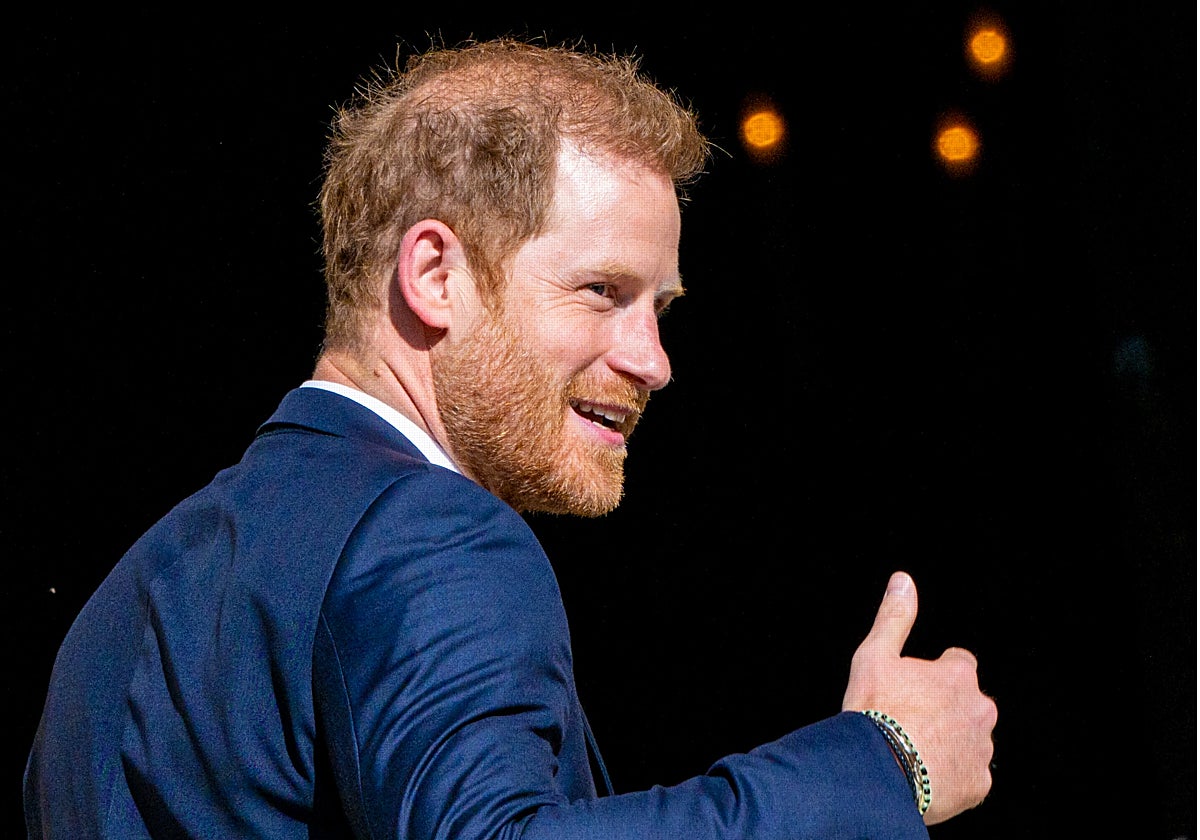 Las contradictorias versiones sobre el fallido encuentro entre el Rey Carlos III y el Príncipe Harry