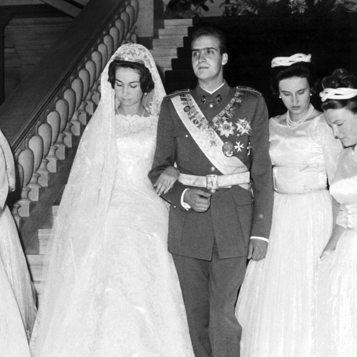 Juan Carlos y Sofía, en el Palacio de Atenas el día de su boda.